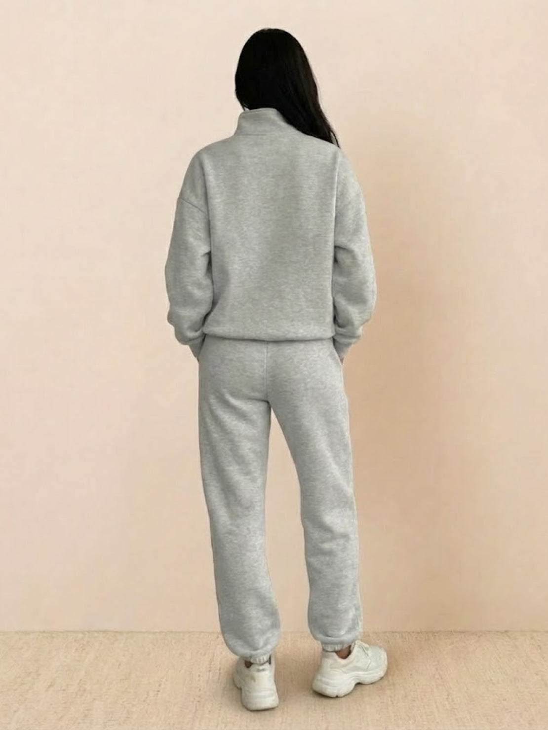 Athleisure at its Finest: Cotton-Blended Two-Piece Tracksuit